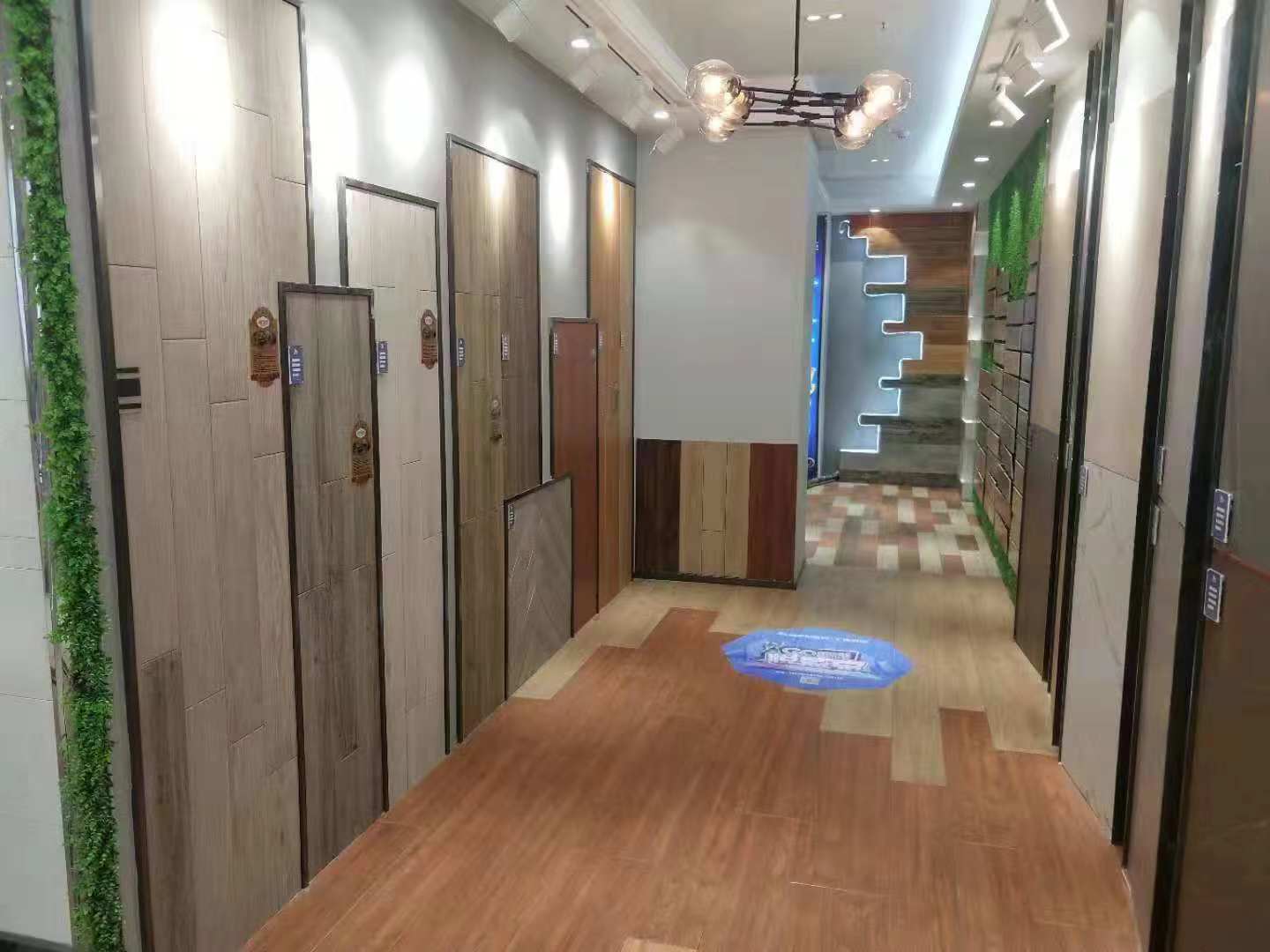 安岳群丰瓷砖展厅展示